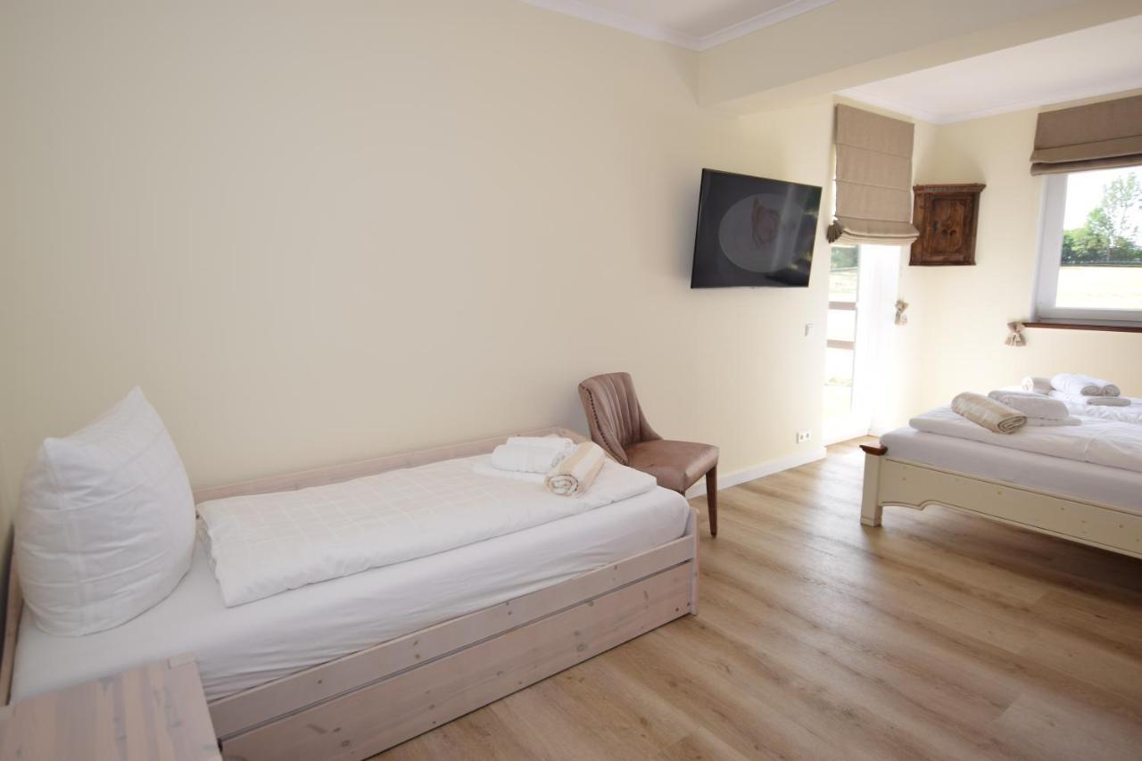 Landhaus Hideaway Mit Aussenpool, Sauna Und Kamin Bosau Εξωτερικό φωτογραφία