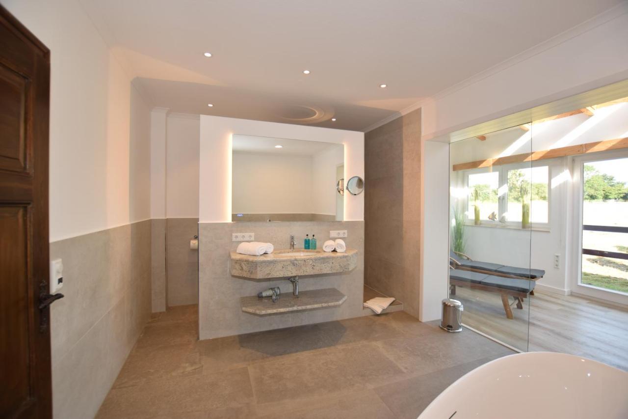 Landhaus Hideaway Mit Aussenpool, Sauna Und Kamin Bosau Εξωτερικό φωτογραφία