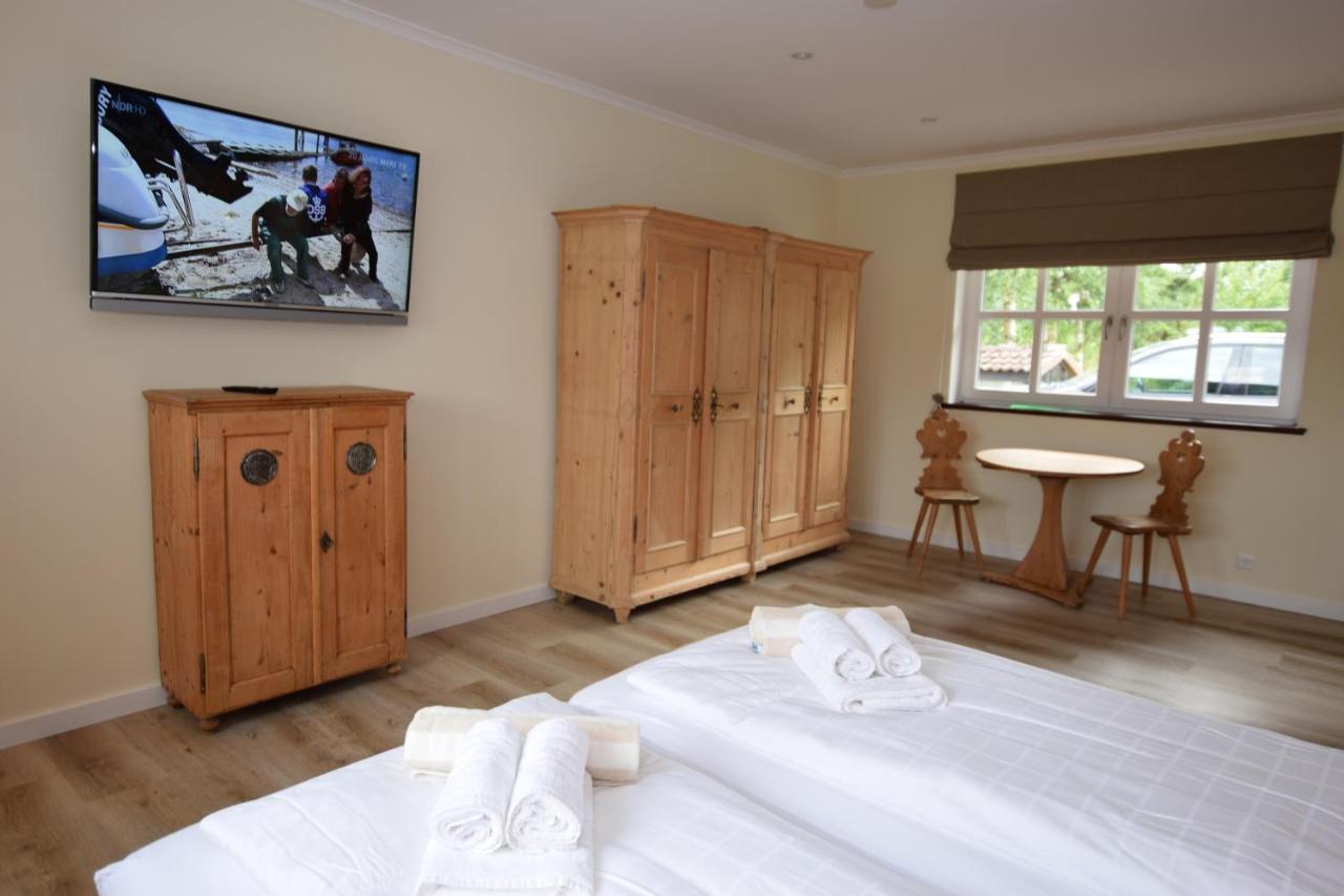 Landhaus Hideaway Mit Aussenpool, Sauna Und Kamin Bosau Εξωτερικό φωτογραφία